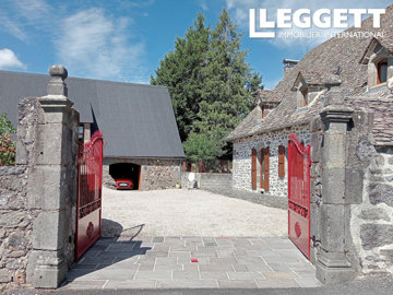 1 - Saint-Martin-Valmeroux, House