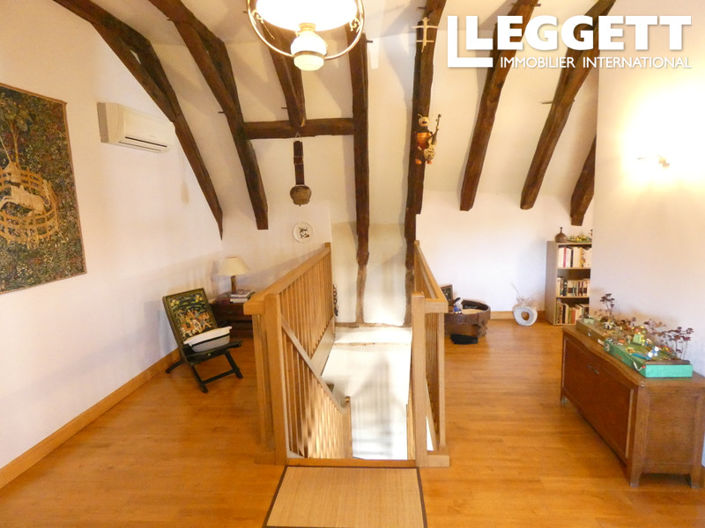 Image No.6-2 Bed House for sale