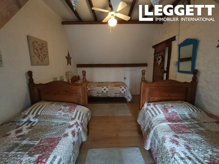 Image No.10-2 Bed House for sale