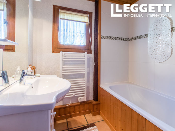 Image No.8-3 Bed Apartment for sale
