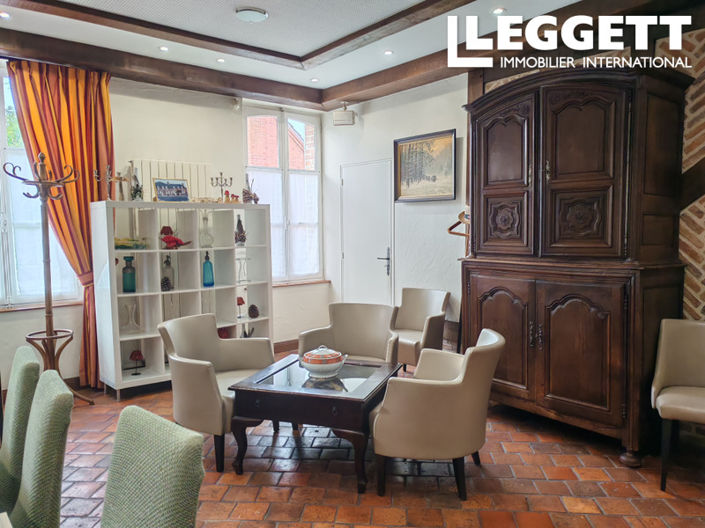 Image No.7-Commercial de 16 chambres à vendre