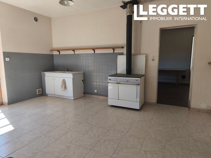 Image No.10-4 Bed House for sale