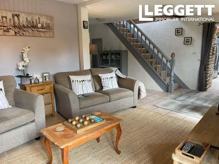 Image No.4-4 Bed House for sale
