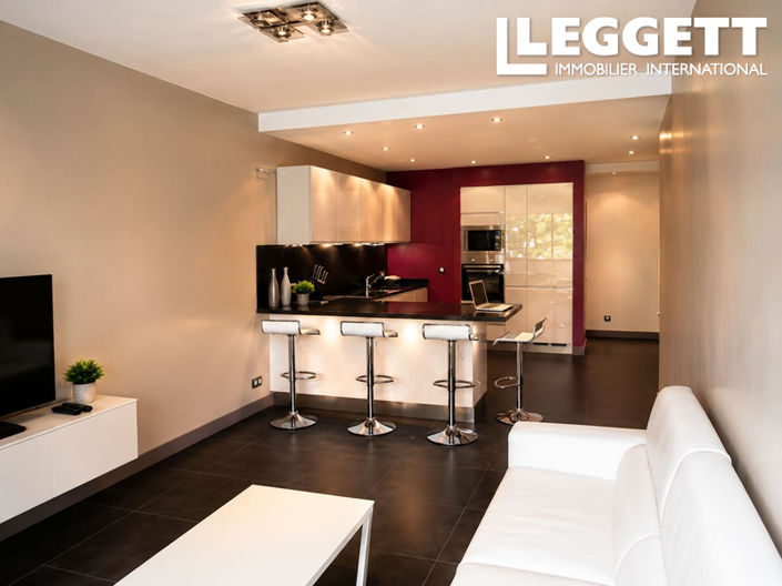 Image No.10-2 Bed Apartment for sale