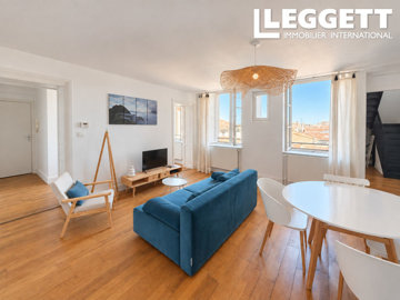 1 - Carcassonne, Apartment