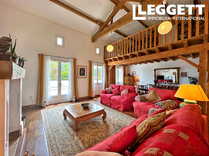 Image No.7-5 Bed House for sale