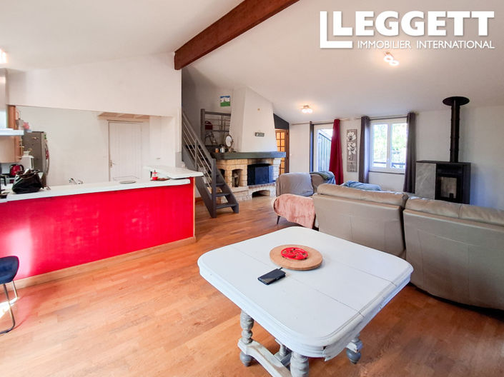 Image No.3-4 Bed House for sale