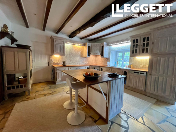 Image No.7-6 Bed House for sale