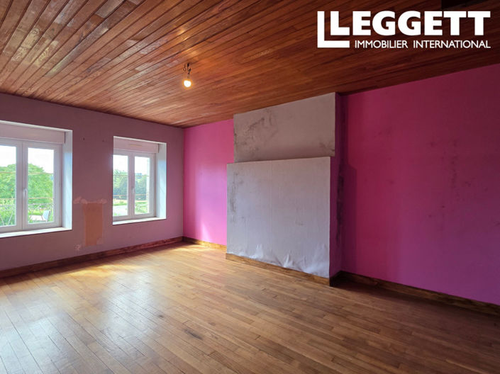 Image No.6-3 Bed House for sale