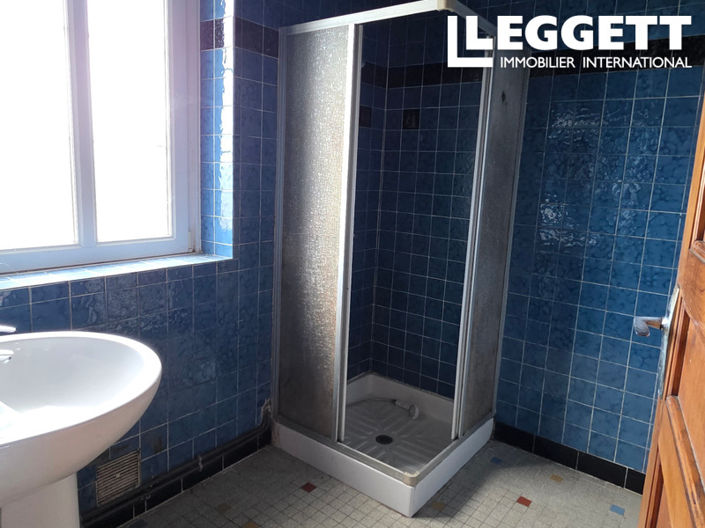 Image No.8-3 Bed House for sale