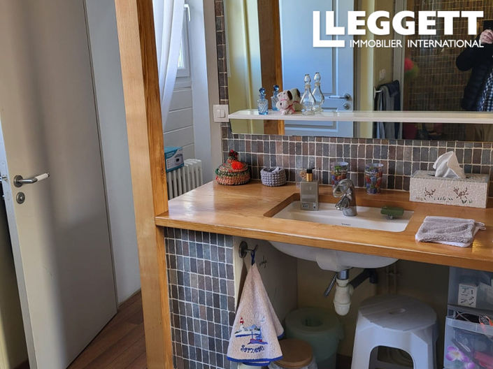 Image No.4-4 Bed House for sale