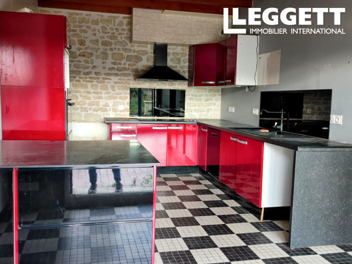 Image No.3-4 Bed House for sale