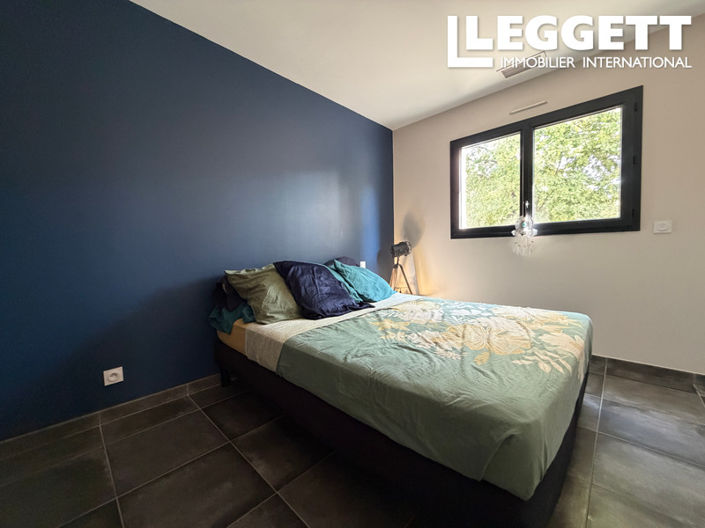 Image No.5-3 Bed House for sale