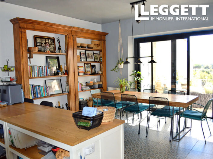 Image No.4-7 Bed House for sale