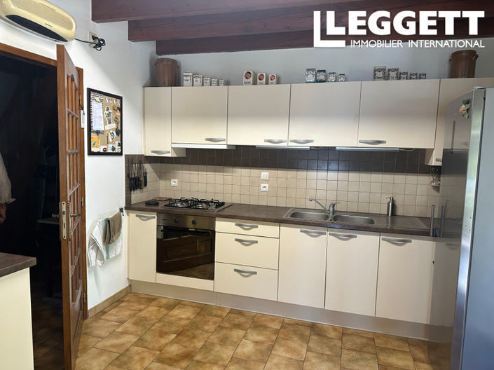 Image No.3-4 Bed House for sale