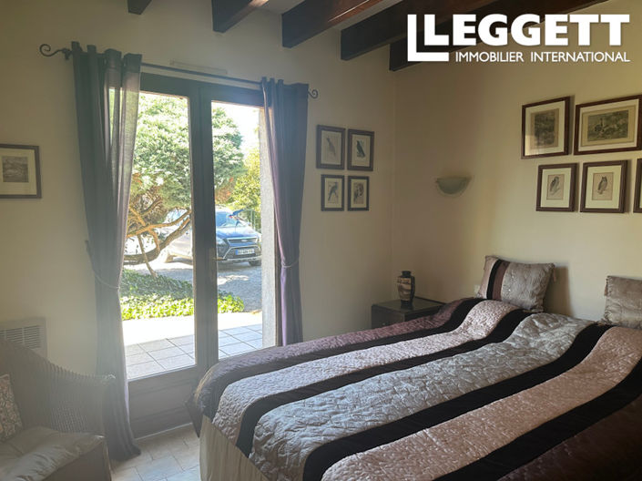 Image No.4-4 Bed House for sale