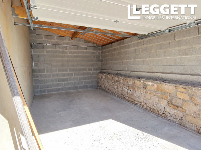 Image No.6-3 Bed House for sale