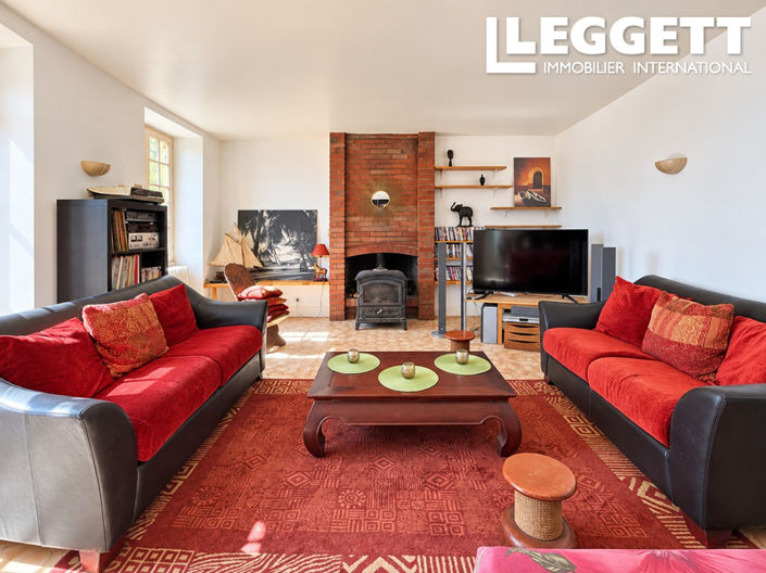 Image No.3-4 Bed House for sale