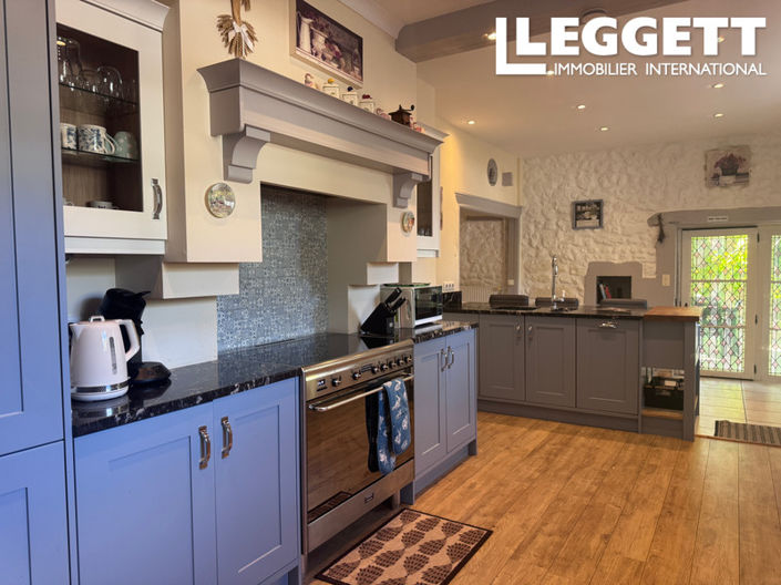 Image No.3-4 Bed House for sale