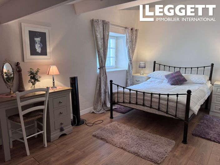 Image No.6-4 Bed House for sale
