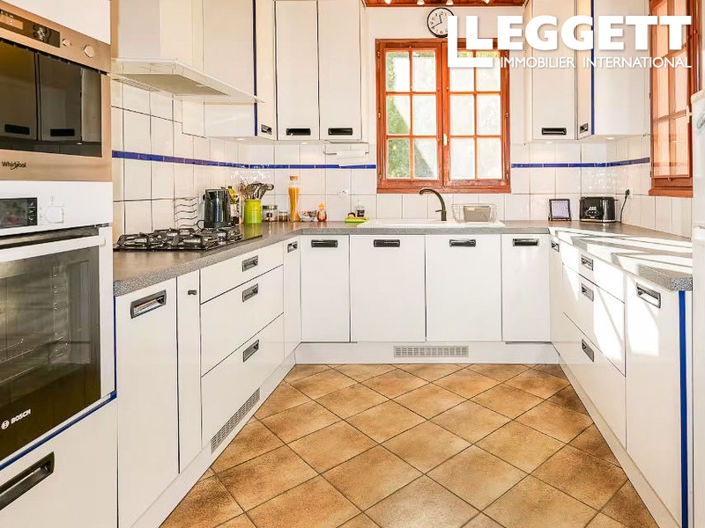 Image No.5-3 Bed House for sale