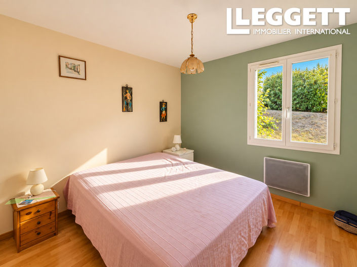 Image No.7-3 Bed House for sale
