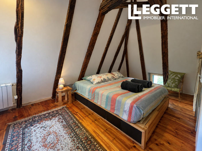 Image No.8-1 Bed House for sale