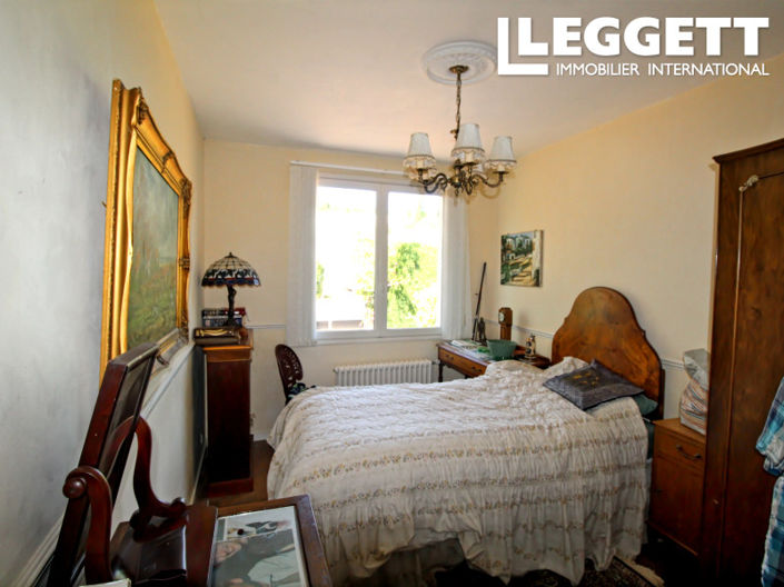 Image No.10-3 Bed House for sale