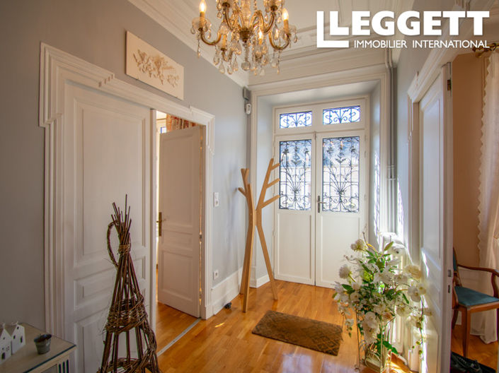 Image No.2-7 Bed House for sale