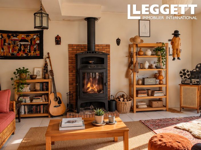 Image No.6-4 Bed House for sale