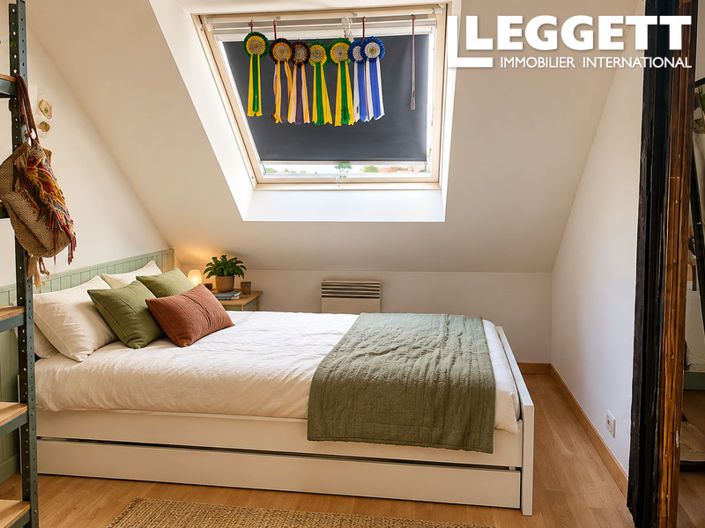 Image No.7-4 Bed House for sale
