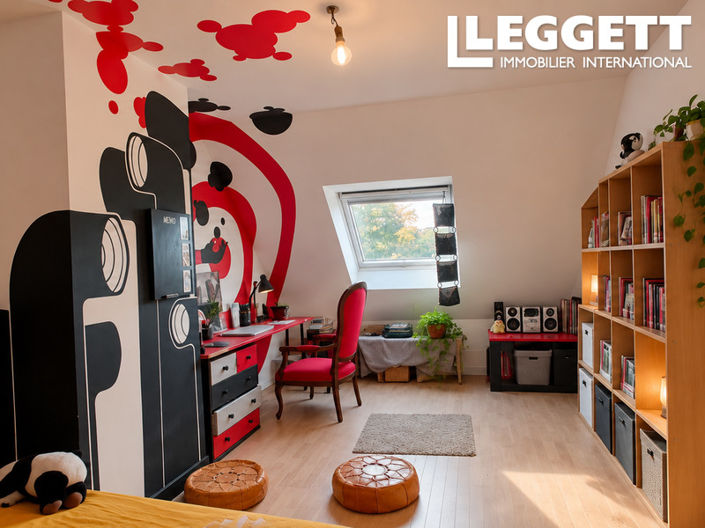 Image No.9-4 Bed House for sale