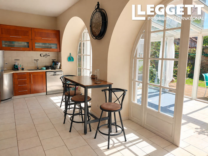 Image No.3-3 Bed House for sale