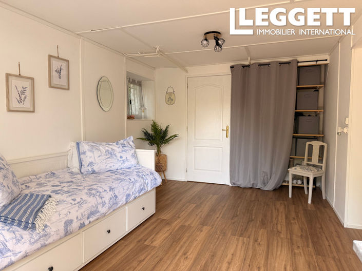Image No.9-4 Bed House for sale