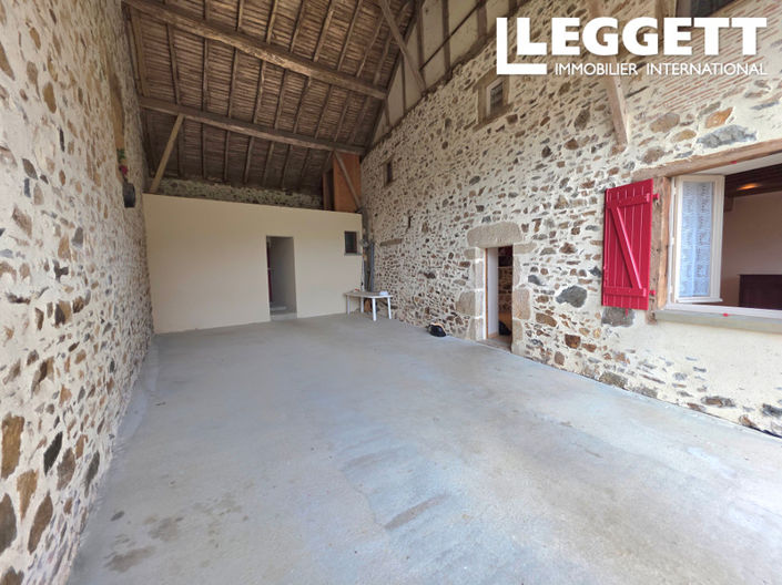 Image No.2-4 Bed House for sale