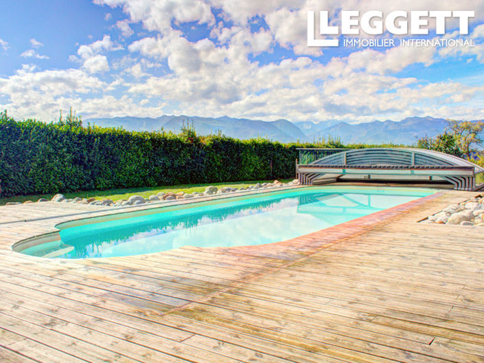Image No.9-7 Bed House for sale