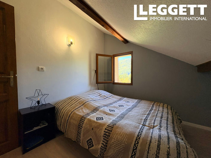 Image No.7-3 Bed House for sale