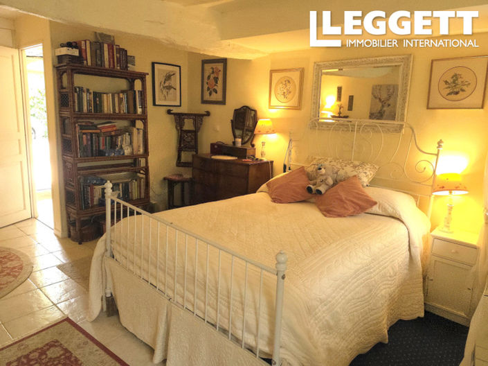 Image No.7-3 Bed House for sale