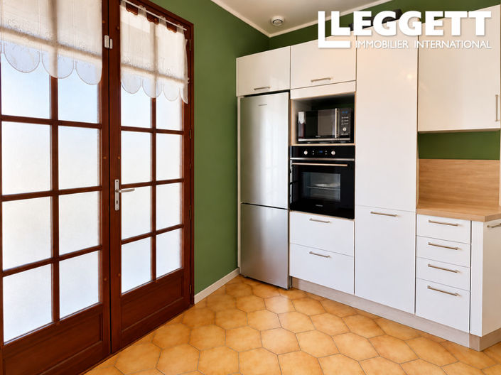 Image No.3-3 Bed House for sale