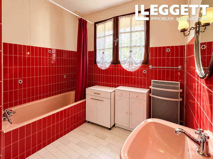 Image No.9-3 Bed House for sale