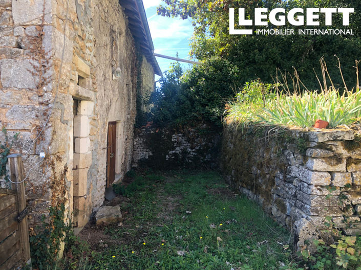 Image No.9-1 Bed House for sale