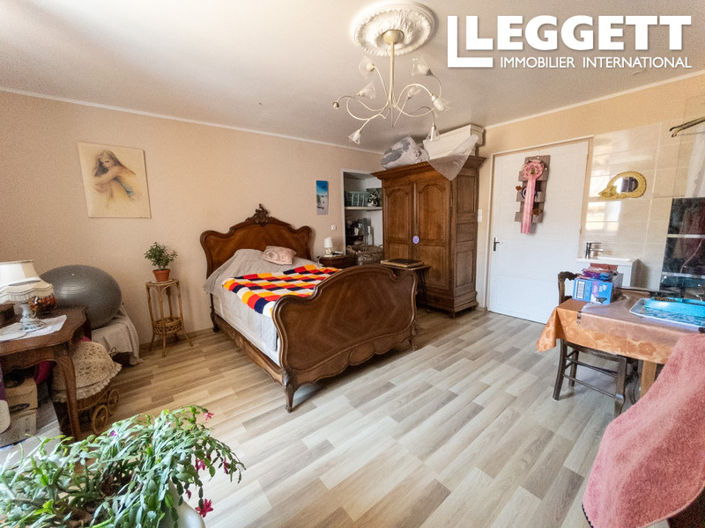 Image No.5-2 Bed House for sale