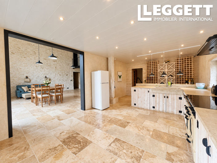 Image No.6-3 Bed House for sale