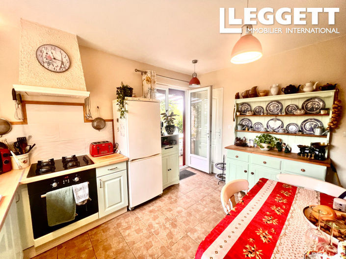 Image No.6-2 Bed House for sale