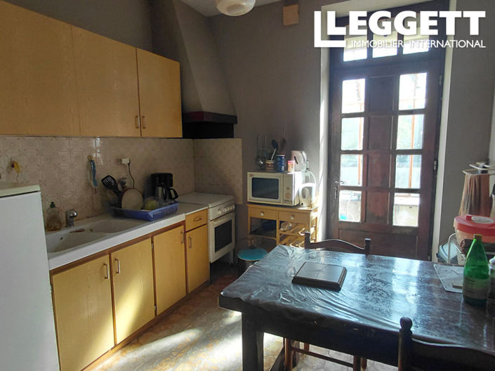 Image No.6-6 Bed House for sale