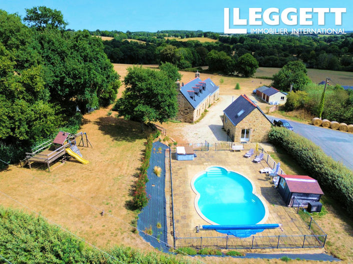 Image No.8-6 Bed House for sale
