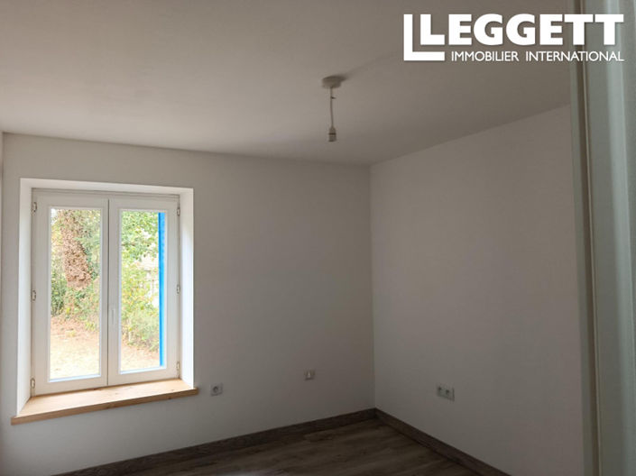 Image No.9-4 Bed House for sale