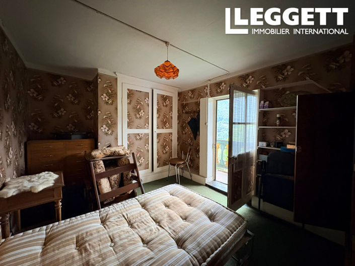Image No.6-3 Bed House for sale