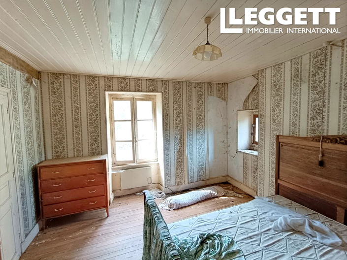 Image No.10-4 Bed House for sale