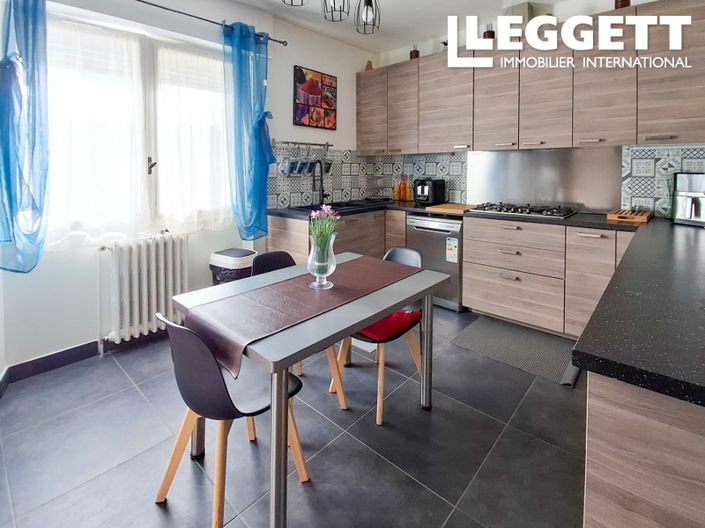 Image No.2-3 Bed House for sale